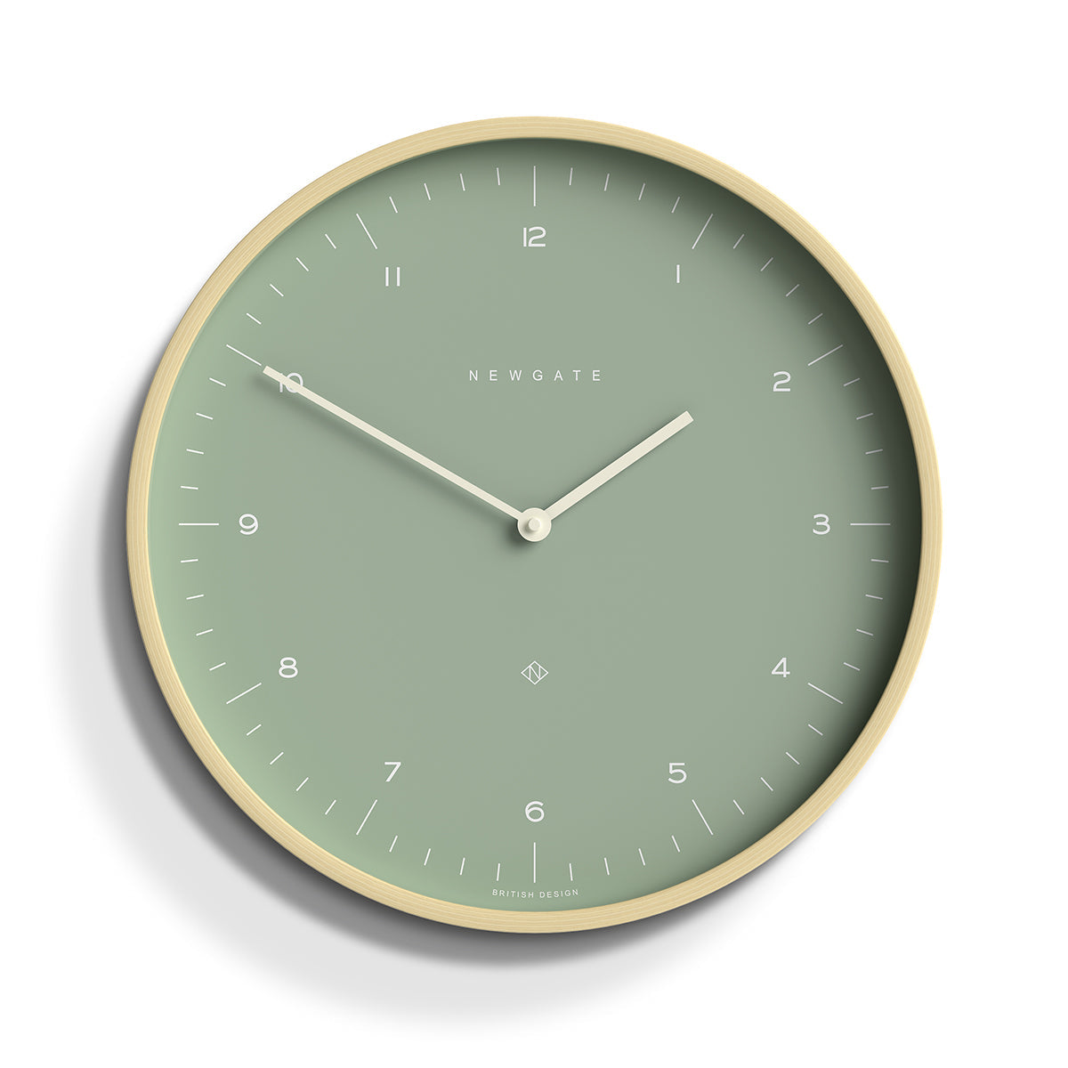 Newgate Mr Clarke Wall Clock in Green – newgateworld.eu