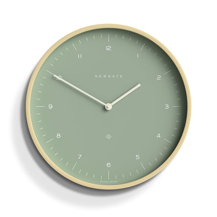 Newgate Mr Clarke Wall Clock in Green – newgateworld.eu