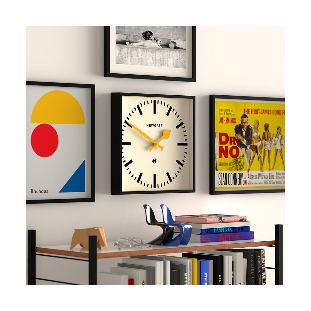 Newgate Number Five Railway Wall Clock in Black – newgateworld.eu